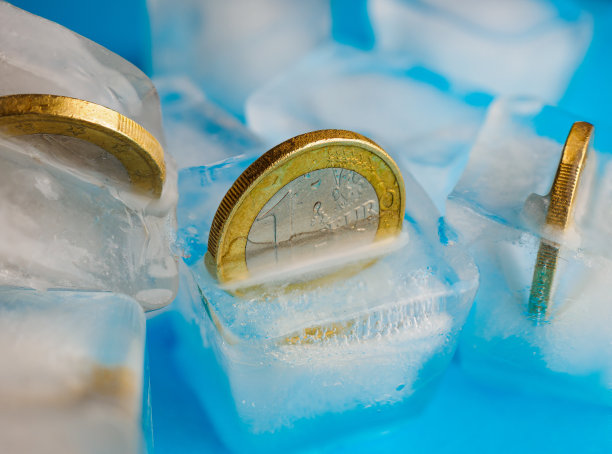 冻结1欧元硬币图片下载