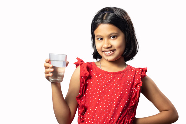 多喝水图片下载