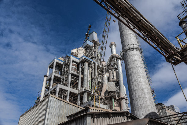 炼油厂工业设备、建筑、动力机械图片下载