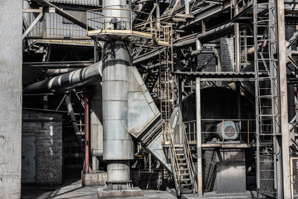 炼油厂工业设备、建筑、动力机械图片下载