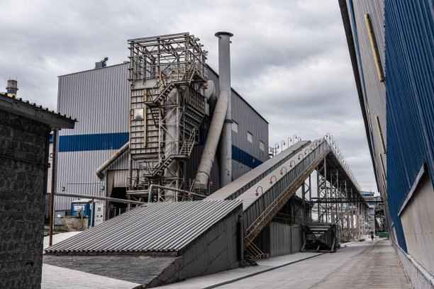 炼油厂工业设备、建筑、动力机械图片下载