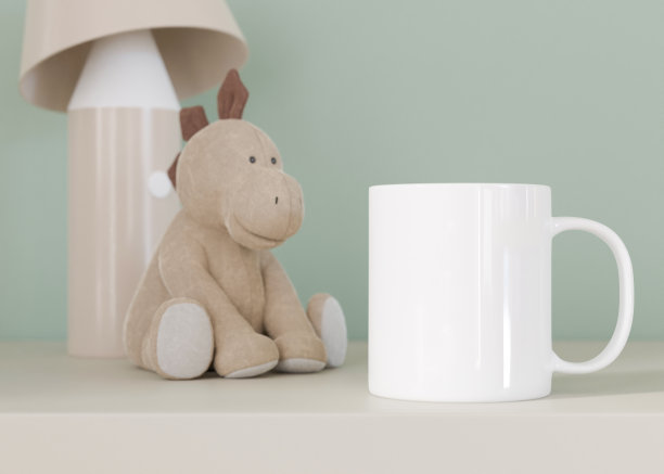 白人小孩模仿鬼脸。空白模板为您的设计，广告，标志。特写镜头。副本的空间。杯子放在儿童房。好玩的杯子模型。3 d渲染。图片下载