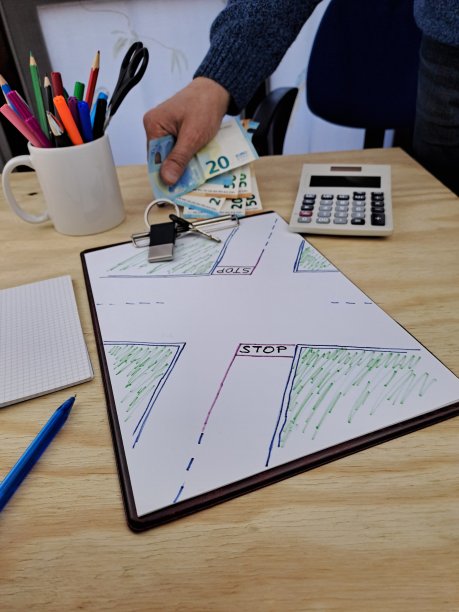 绘制过马路保险事务所图片下载