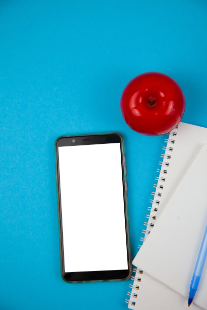 手机模型背景顶视图。办公复制空间。记事本，笔记本和笔。学习和工作。规划。自主学习。在线课程。远程教育。手机图片下载