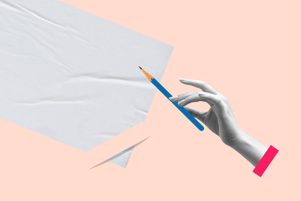 商人手里拿着铅笔和白纸。艺术概念，创造力，想象力，幻想的表达，和草图图片下载