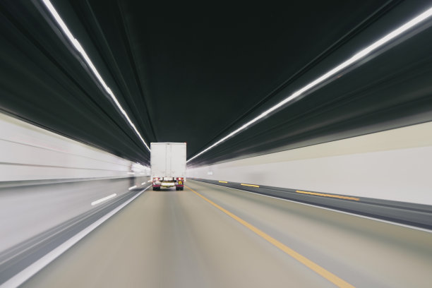 公路隧道及交通影像图片下载