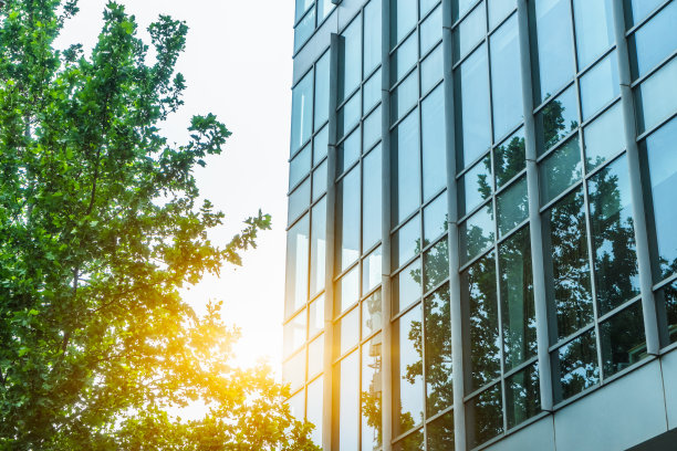 绿色的现代办公楼图片下载