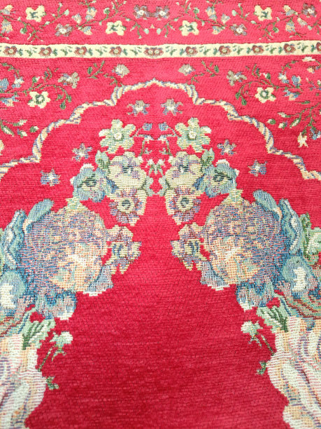 红色祈祷垫图片下载