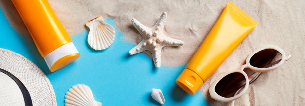 夏天的成分有防晒霜、海星和太阳镜图片下载