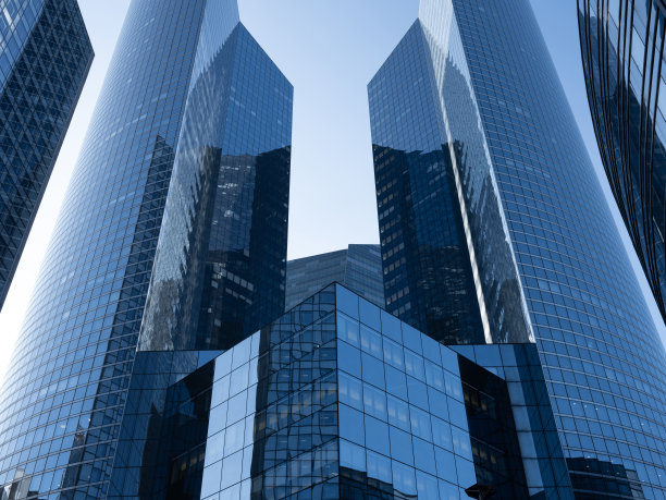 商业中心的现代建筑图片下载