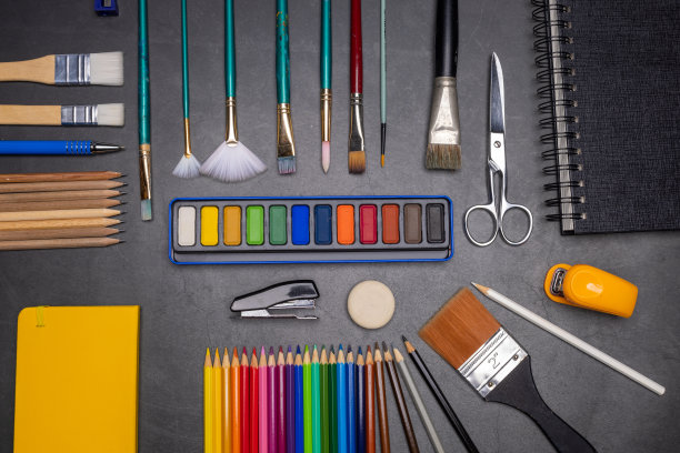 艺术和办公用具。图片下载
