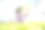 早上，年轻的亚洲女农民从水培农场收获蔬菜。有机新鲜蔬菜，农民在温室水培蔬菜园工作。水培农业系统图片下载