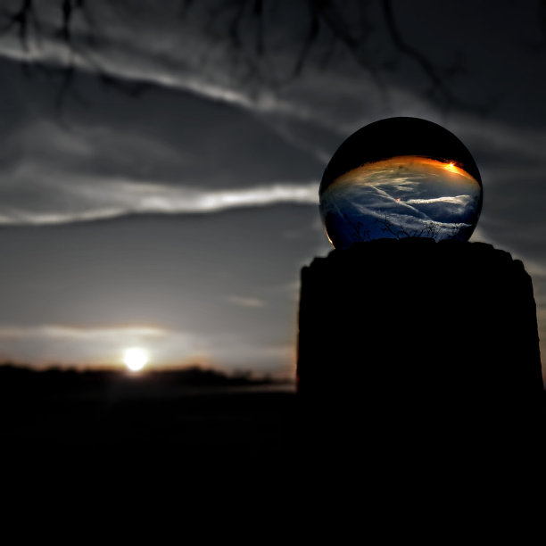 镜中奇遇图片下载