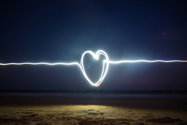 晚上的冷冻灯光创意效果图片下载