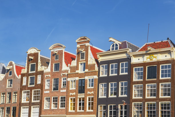 阿姆斯特丹商人住宅的外墙在市中心运河区在夏天图片下载