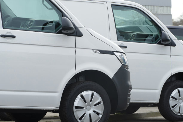 白色货车图片下载