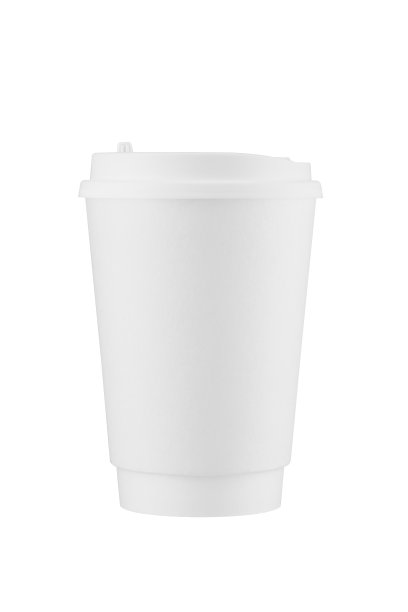 白色一次性咖啡杯隔离在白色背景与剪辑路径。真实的照片。纸。图片下载