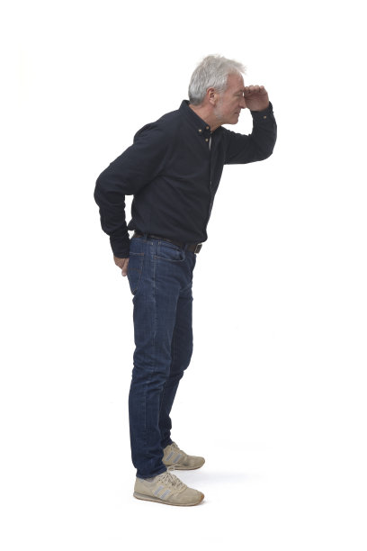 男子被隔离在白色背景上图片下载