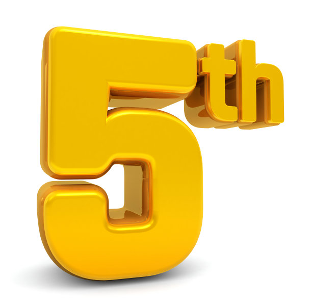 第五名3d孤立的白色背景。5号赢家。第五名3d。闪亮的3d数字由黄金制成。第五名奖杯。三维渲染图片下载