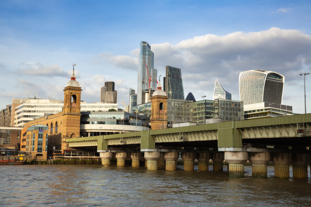 大炮街铁路桥图片下载