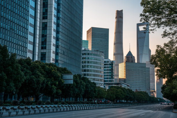 上海陆家嘴世纪大道城市路城市风光图片下载