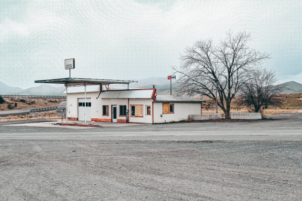 废弃加油站图片下载