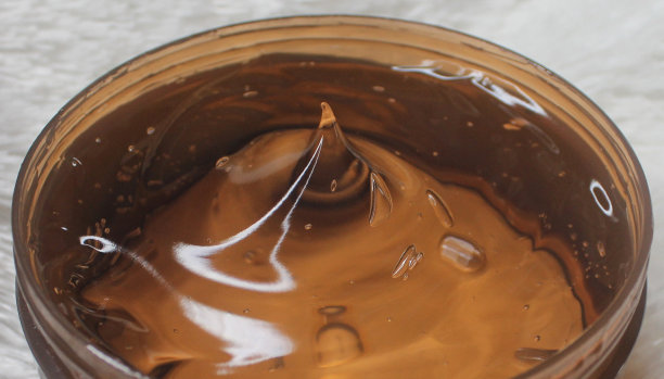 身体凝胶在罐子里图片下载