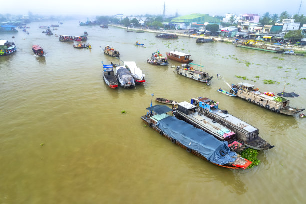 越南芹苴市彩让水上市场鸟瞰图。图片下载