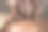 特写的按摩师做背部按摩使用硅胶真空罐。拔火罐治疗一位年轻女性的背部疼痛。健康理念，呵护身体图片下载