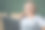 快乐的老年妇女的肖像与眼垫下使用笔记本电脑在家里，看着相机，微笑。打视频电话，看网络研讨会。头像，屏幕视图图片下载