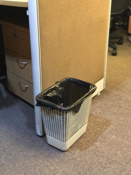 垃圾桶图片下载