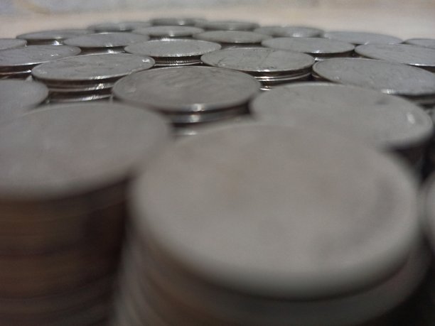 一堆硬币图片下载