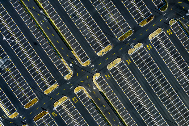 空停车场的航拍图片下载