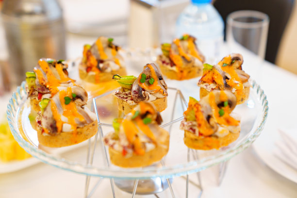 蘑菇和蔬菜小食图片下载