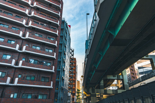 东京市中心的高架公路图片下载