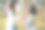 成年女儿牵着年迈母亲的手，带着爱一起在公园散步图片下载