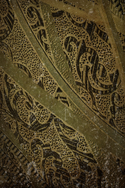 垂直复古撕纸壁纸与抽象线条和漩涡在深绿色。图片下载