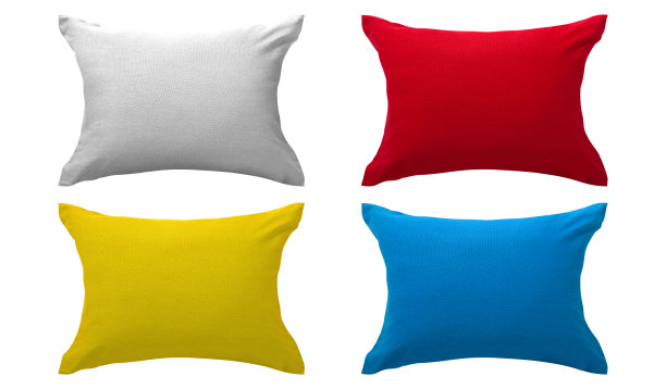 彩色枕头孤立在白色背景上图片下载