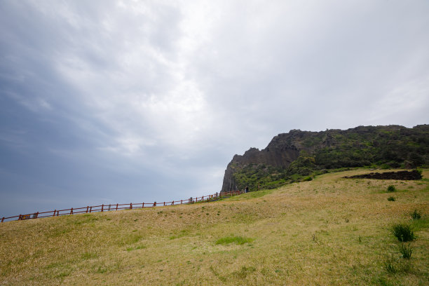 韩国济州岛的星山一澈峰图片下载