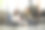 同事们坐在办公室的地板上。图片下载