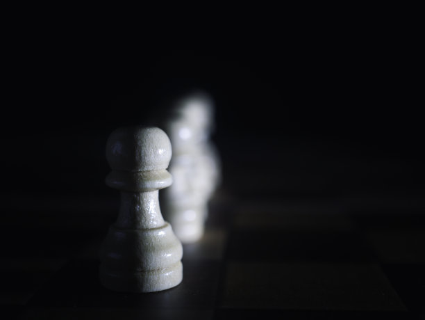 棋牌游戏的战略，计划，想法和竞争决策，成功的商业概念图片下载