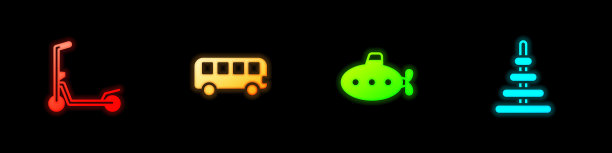 设置踏板车，巴士玩具，潜艇和金字塔图标。向量图片下载