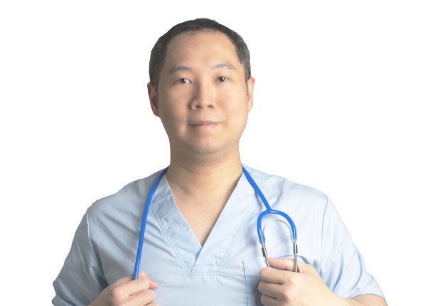 亚洲医生外科医生听诊器与幸福专业的面部表情隔离在白色背景图片下载