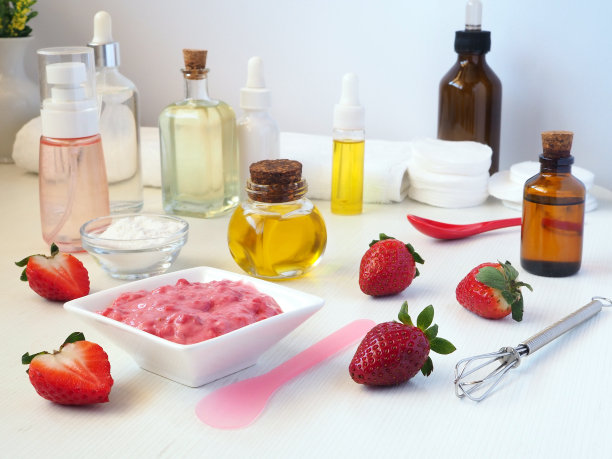 自制草莓面膜图片下载