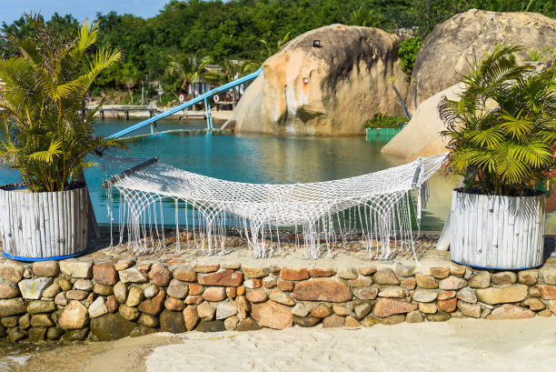 吊床在越南南海旁边图片下载