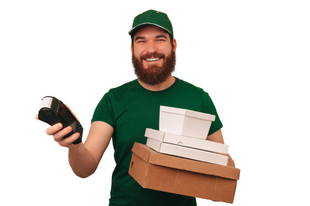 帅气的快递员手里拿着一些午餐纸盒和一个pos机。图片下载