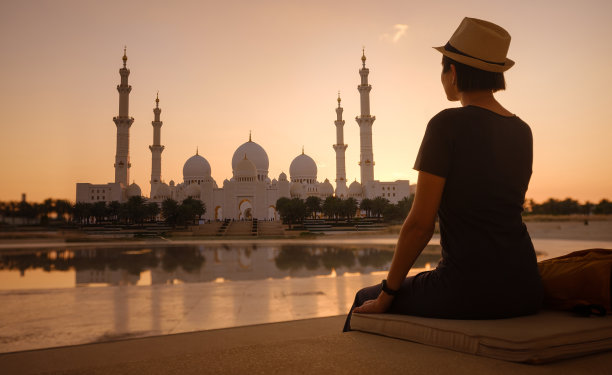 前往阿拉伯联合酋长国阿布扎比图片下载
