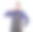 一名穿着黑色围裙的工人用手示意OK。图片下载