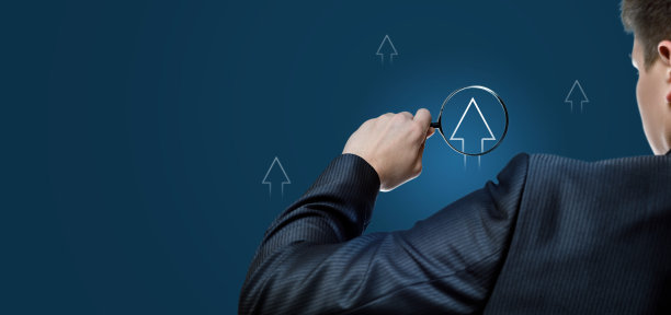 学习分析师成功晋升。图片下载