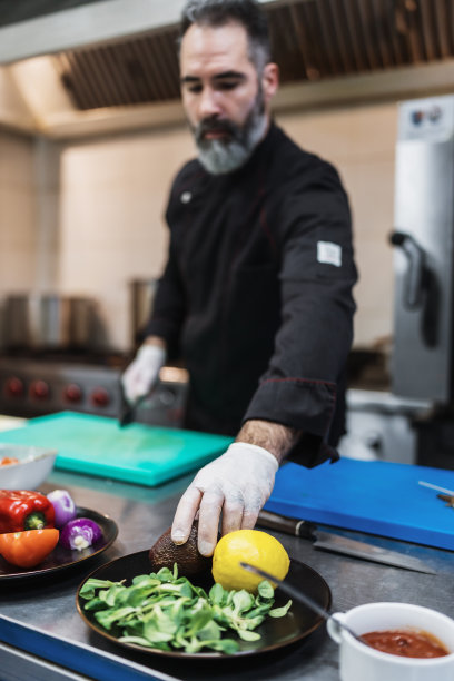 餐厅厨房专业厨师图片下载